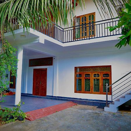 Columbus Villa Jaffna Exterior photo