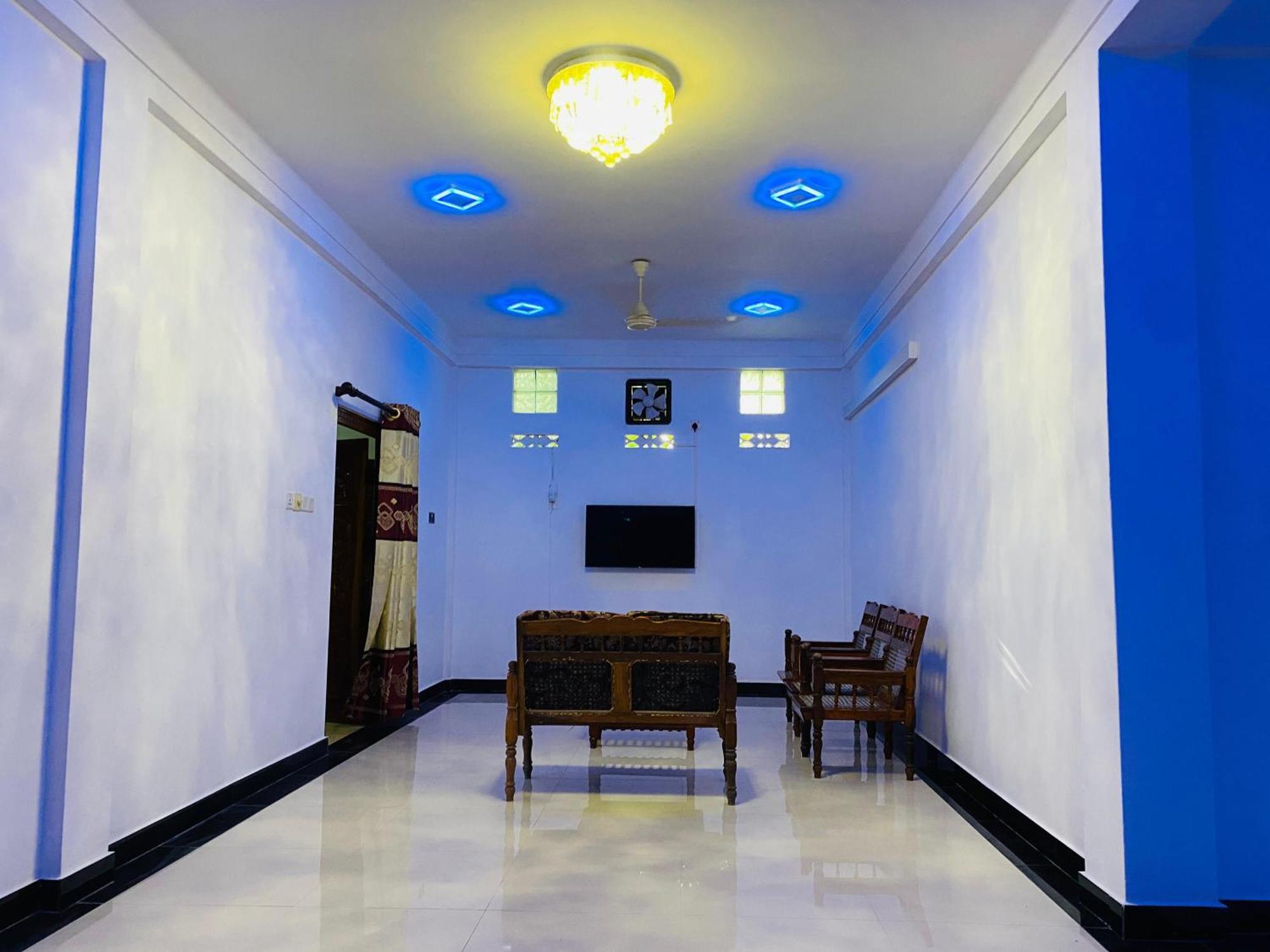 Columbus Villa Jaffna Exterior photo