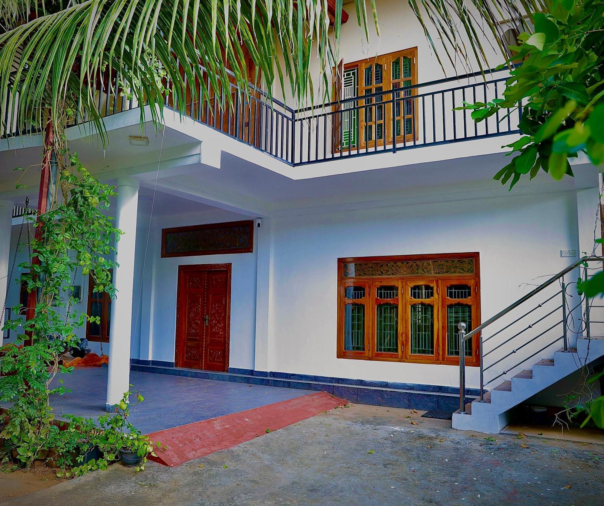 Columbus Villa Jaffna Exterior photo