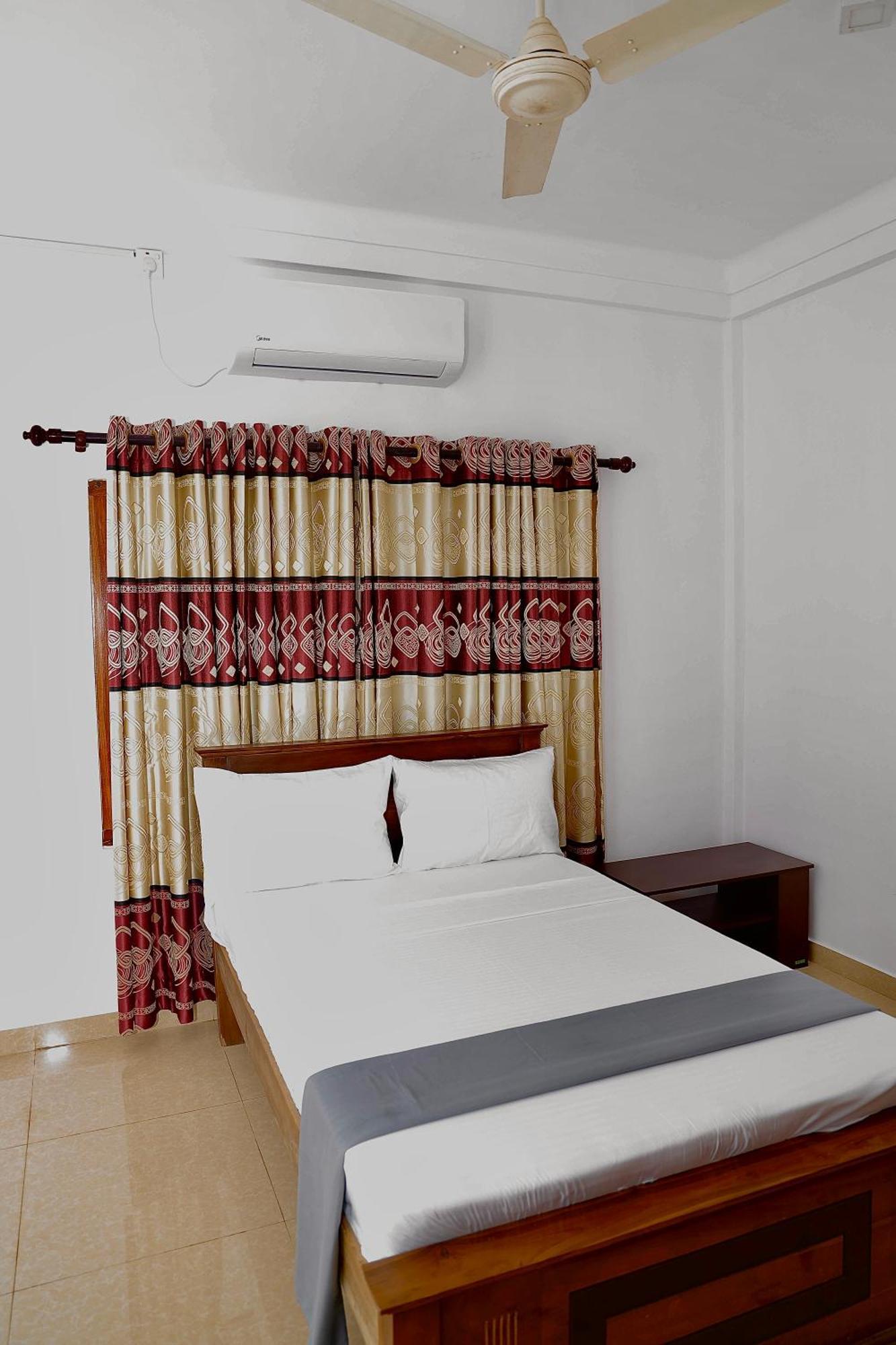 Columbus Villa Jaffna Exterior photo